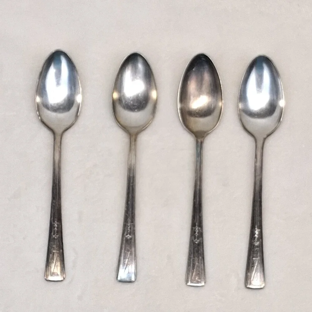 Vintage Silverware Spoons WM ROGERS MFG. CO EXTRA PLATE ORIGINAL ROGERS